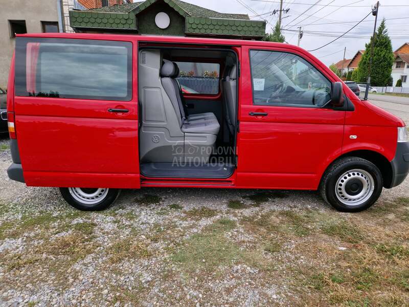 Volkswagen Transporter T5 1.9tdi,6 sedišta Kombinov
