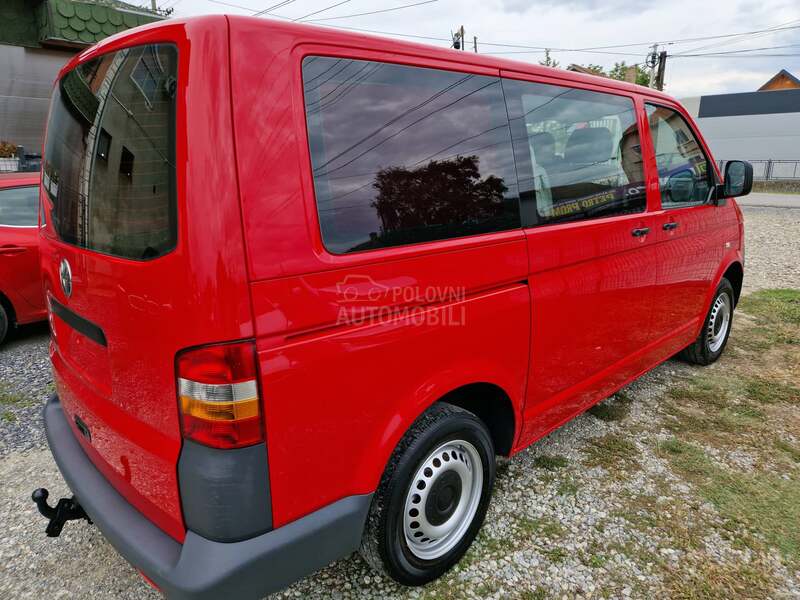Volkswagen Transporter T5 1.9tdi,6 sedišta Kombinov