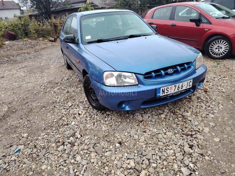 Hyundai Accent 