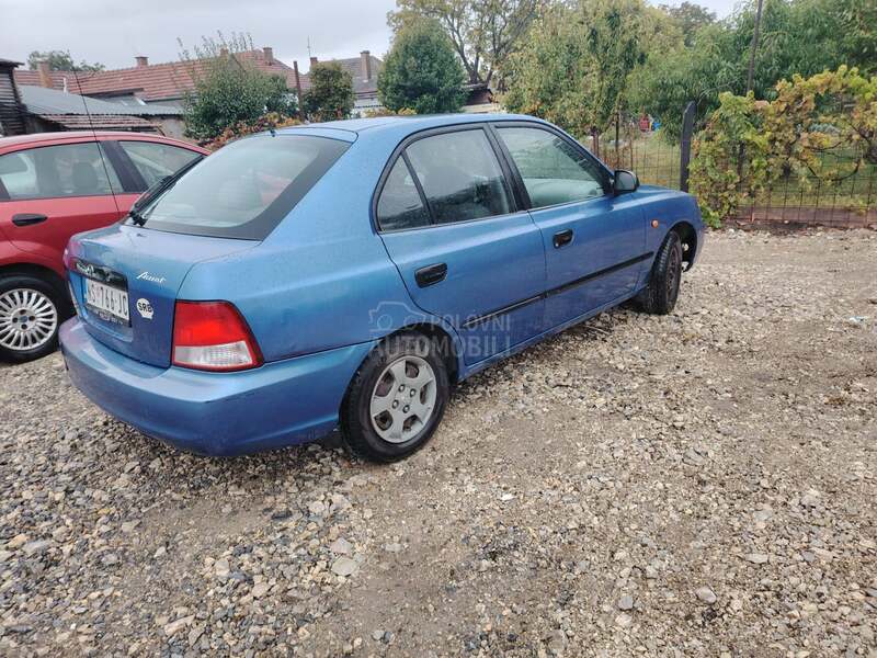 Hyundai Accent 