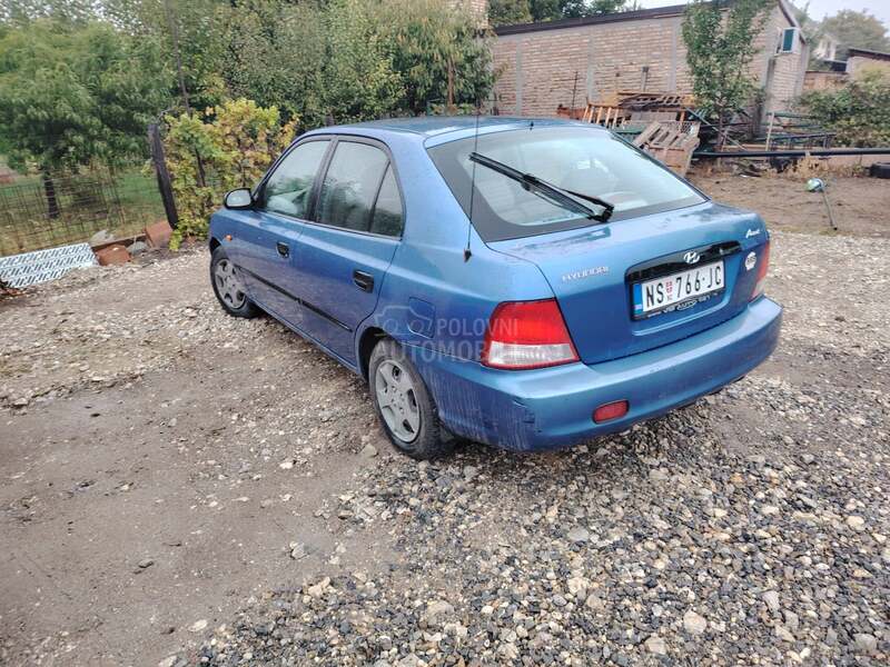 Hyundai Accent 