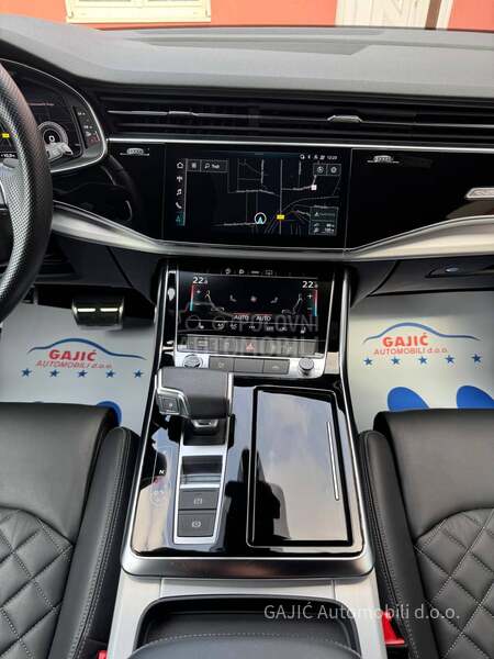 Audi Q8 50 TDI S LINE