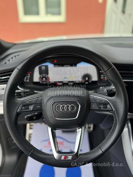 Audi Q8 50 TDI S LINE