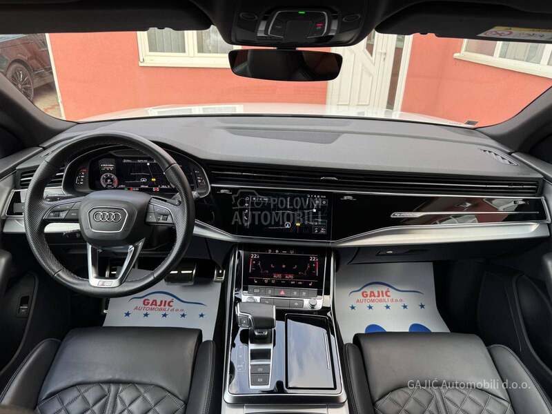 Audi Q8 50 TDI S LINE