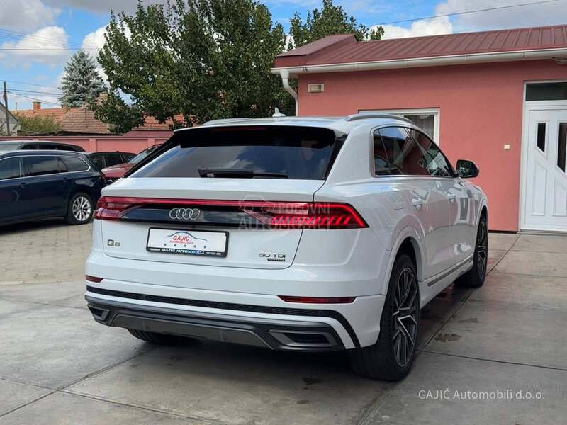 Audi Q8 50 TDI S LINE