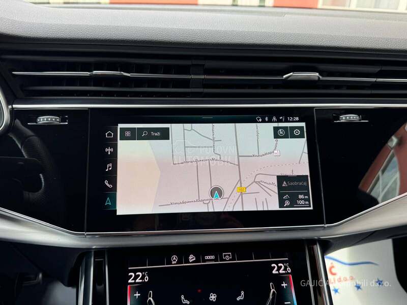 Audi Q8 50 TDI S LINE