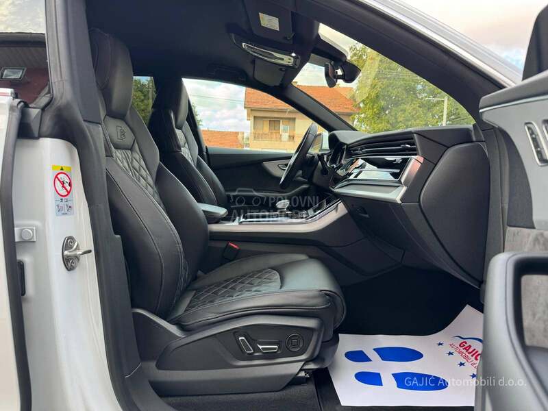 Audi Q8 50 TDI S LINE
