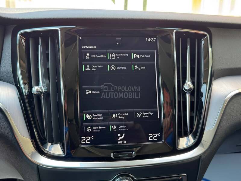 Volvo V60 Cross Country 2.0 D4 AWD