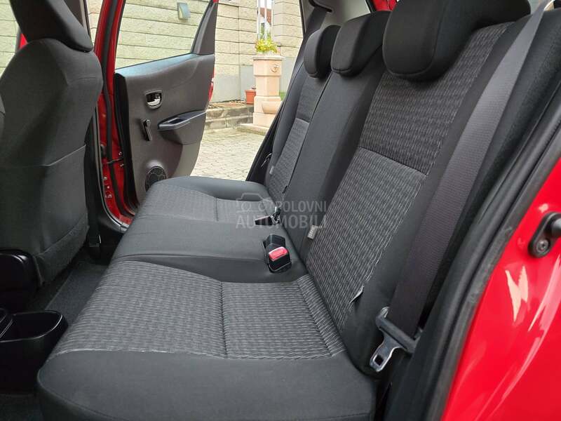 Toyota Yaris 1.0 VVT-I 62.000 hk
