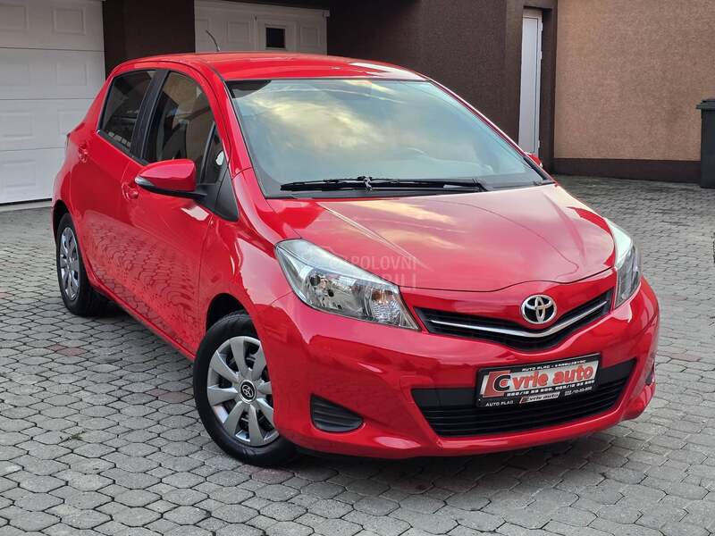 Toyota Yaris 1.0 VVT-I 62.000 hk