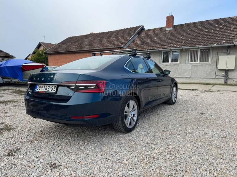 Škoda Superb 2.0 TDI 4x4 DSG
