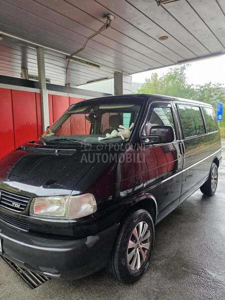 Volkswagen Multivan Caravelle Swiss 2.5 150ks