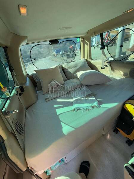 Volkswagen Multivan Caravelle Swiss 2.5 150ks