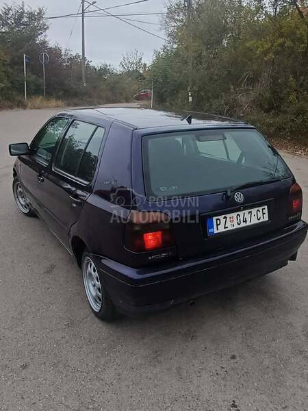Volkswagen Golf 3 1