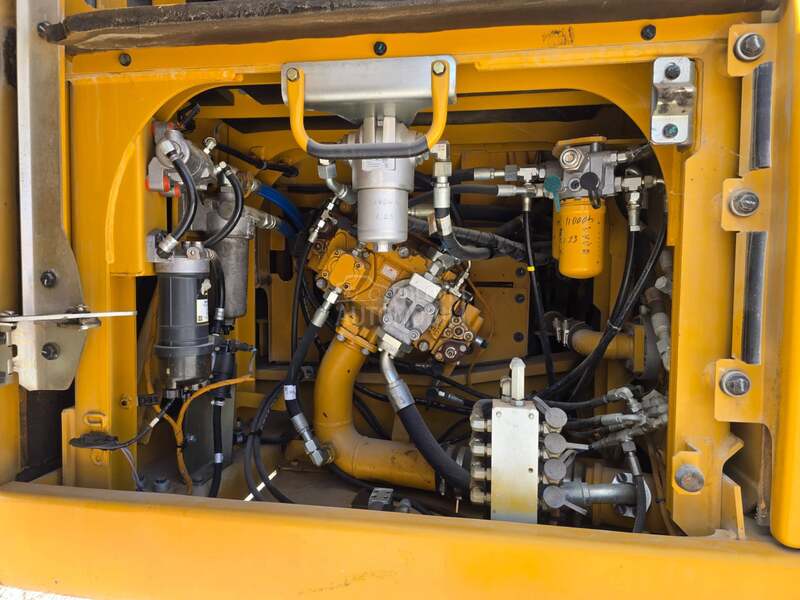 CAT 329E