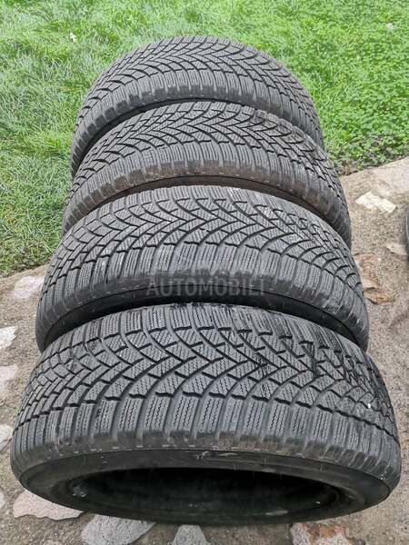 Bridgestone 205/60 R16 Zimska