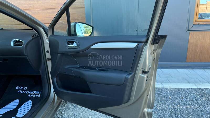 Citroen C4 1.6 HDi ULTRA GOLD
