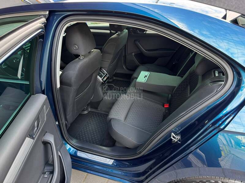 Škoda Superb 2.0 TDI DSG
