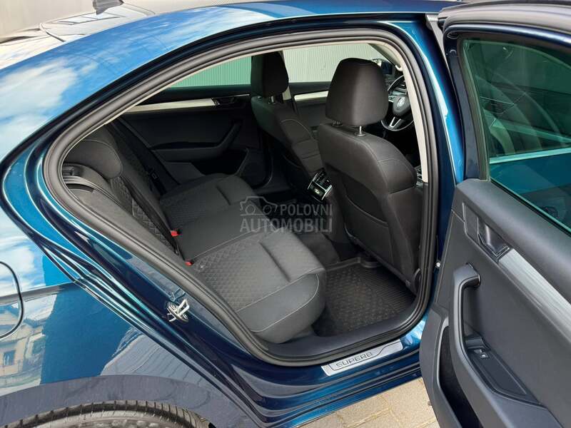 Škoda Superb 2.0 TDI DSG
