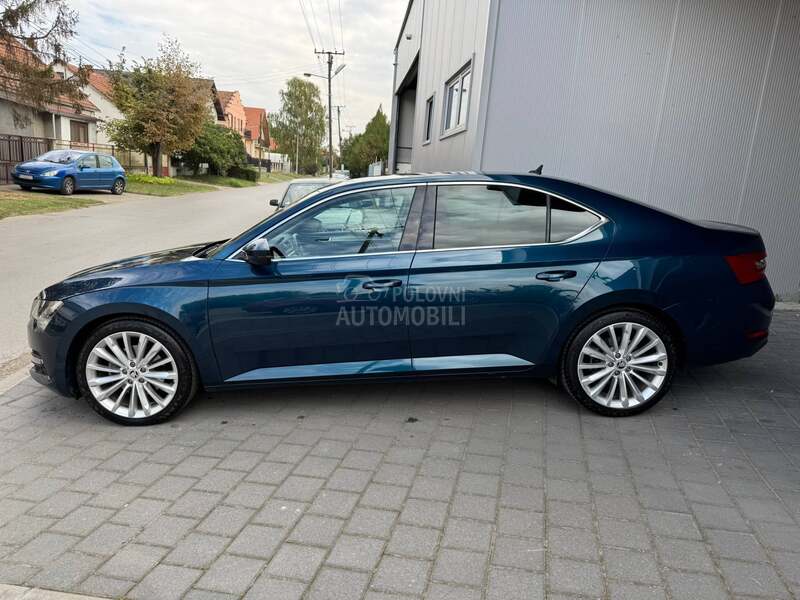 Škoda Superb 2.0 TDI DSG