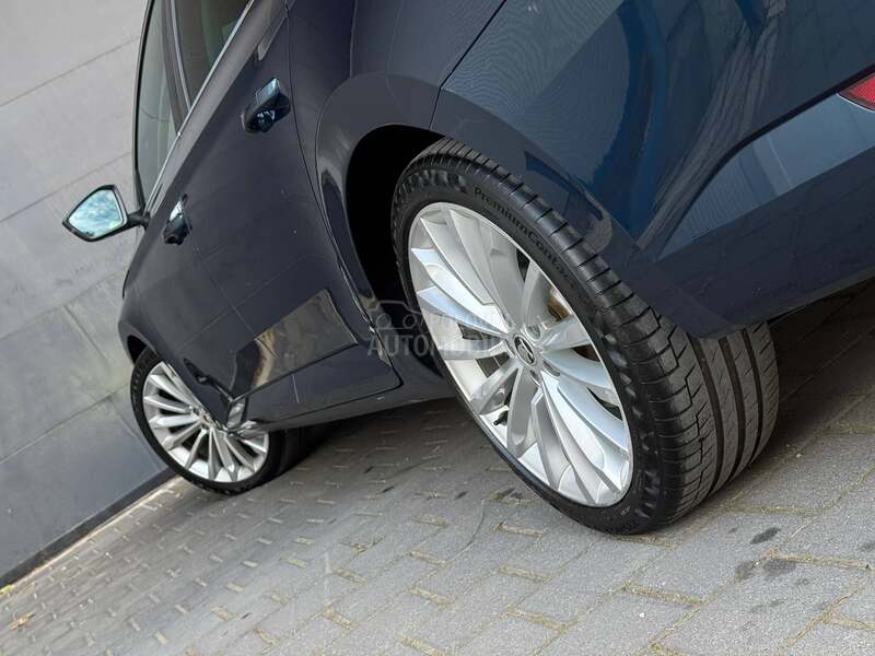 Škoda Superb 2.0 TDI DSG