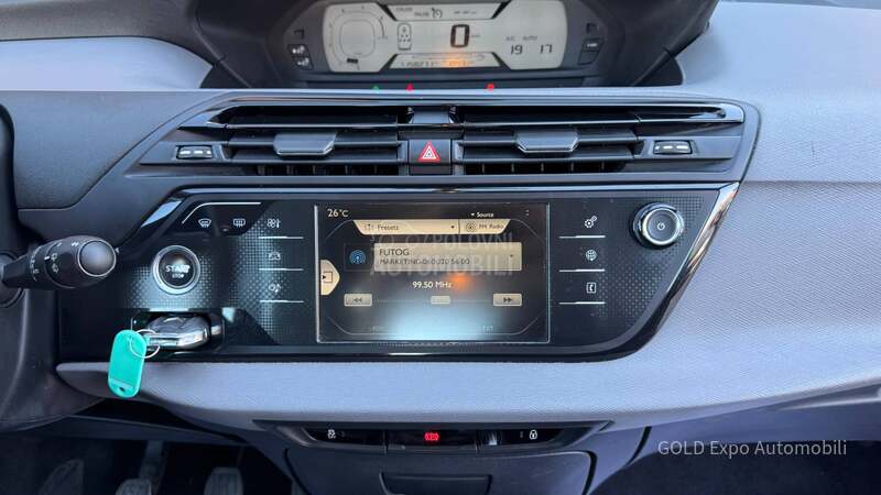 Citroen C4 Picasso 1.2 BEN.Z EXXLUSIVE