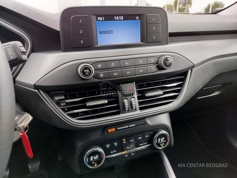 Ford Focus 1.0 TREND