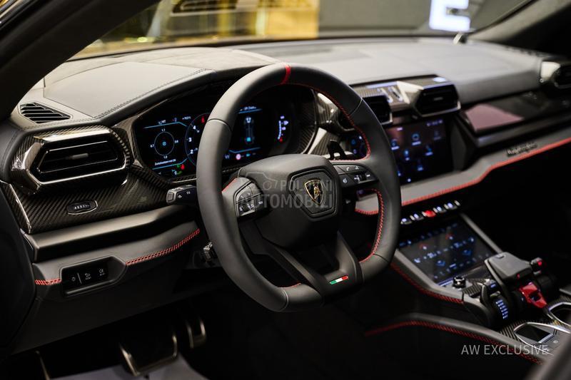 Lamborghini Urus SE V8 Carbon