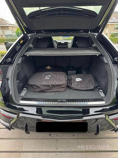 Lamborghini Urus SE V8 Carbon