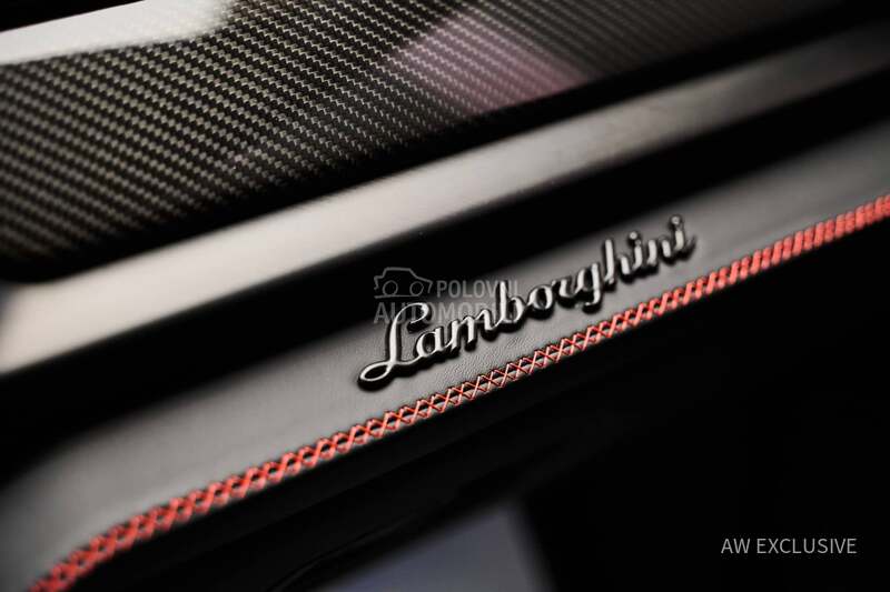 Lamborghini Urus SE V8 Carbon