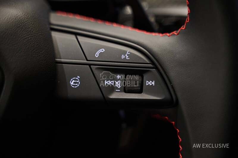 Lamborghini Urus SE V8 Carbon