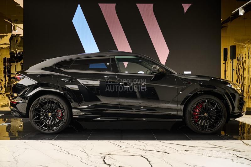 Lamborghini Urus SE V8 Carbon