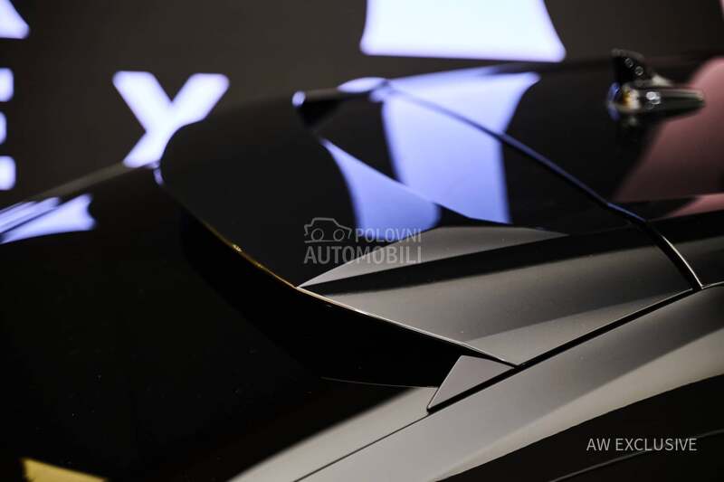 Lamborghini Urus SE V8 Carbon