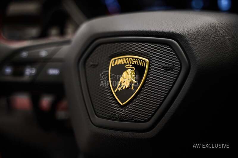 Lamborghini Urus SE V8 Carbon