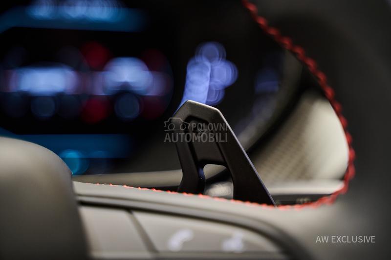 Lamborghini Urus SE V8 Carbon