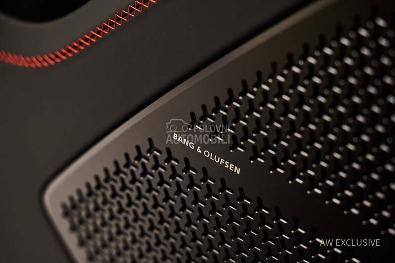 Lamborghini Urus SE V8 Carbon