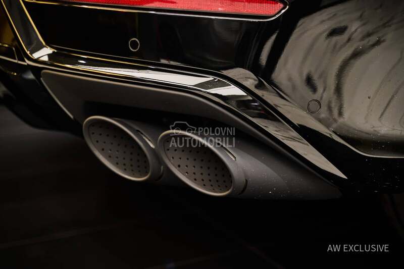 Lamborghini Urus SE V8 Carbon