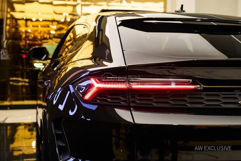 Lamborghini Urus SE V8 Carbon