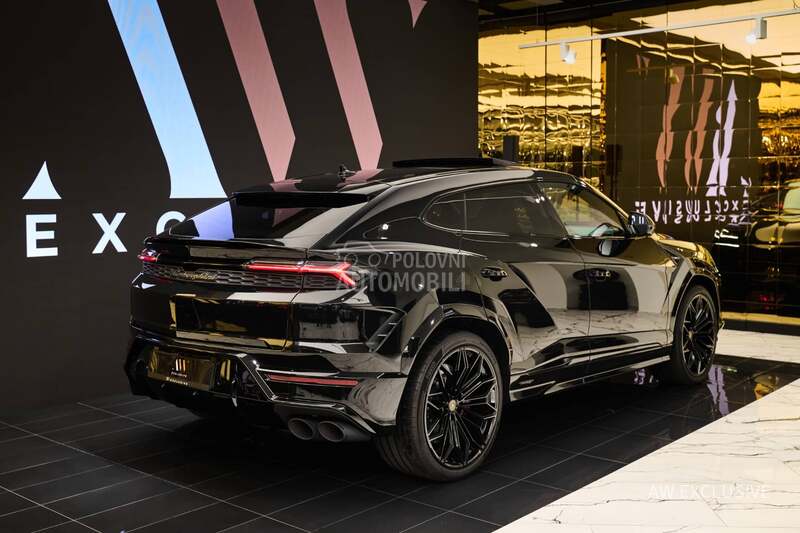 Lamborghini Urus SE V8 Carbon