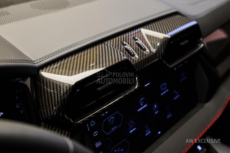 Lamborghini Urus SE V8 Carbon