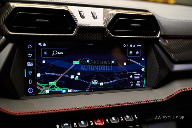 Lamborghini Urus SE V8 Carbon