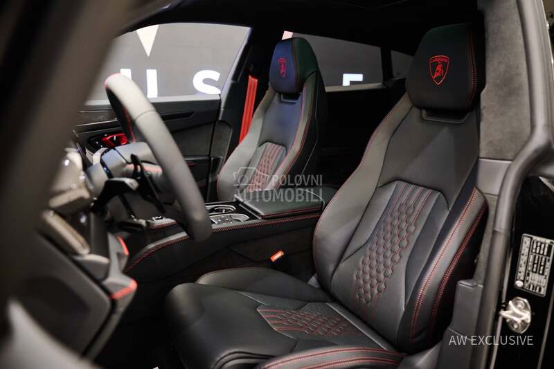 Lamborghini Urus SE V8 Carbon