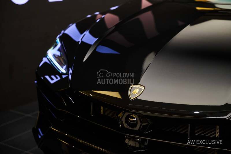Lamborghini Urus SE V8 Carbon