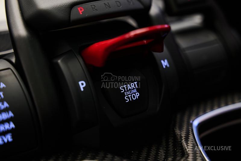 Lamborghini Urus SE V8 Carbon