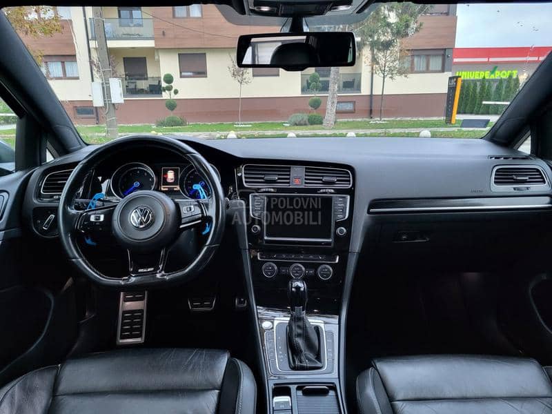 Volkswagen Golf 7 R