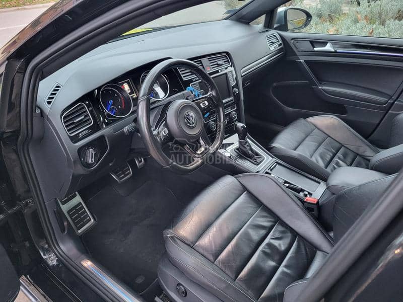 Volkswagen Golf 7 R
