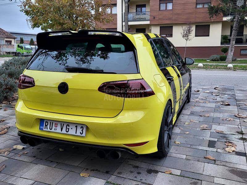 Volkswagen Golf 7 R