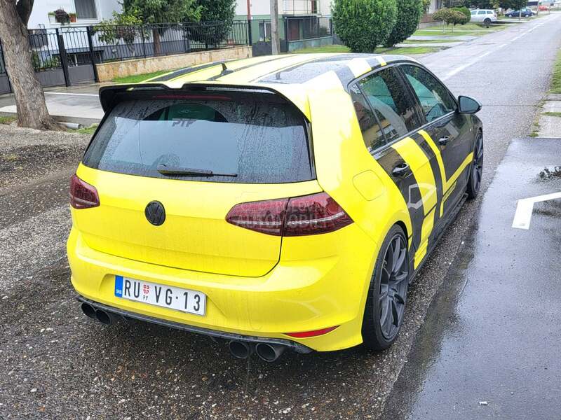 Volkswagen Golf 7 R