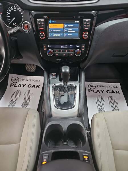 Nissan Qashqai TEKNA/PAN0/AUT0