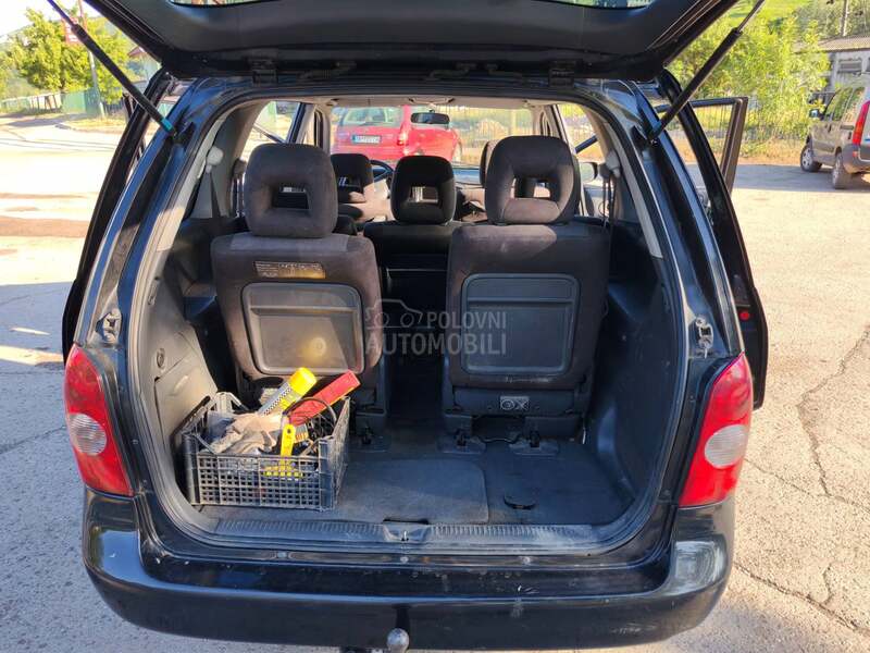 Mazda MPV 